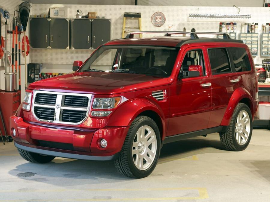  Dodge Nitro R/T 2006 года  (фото 31 из 36)